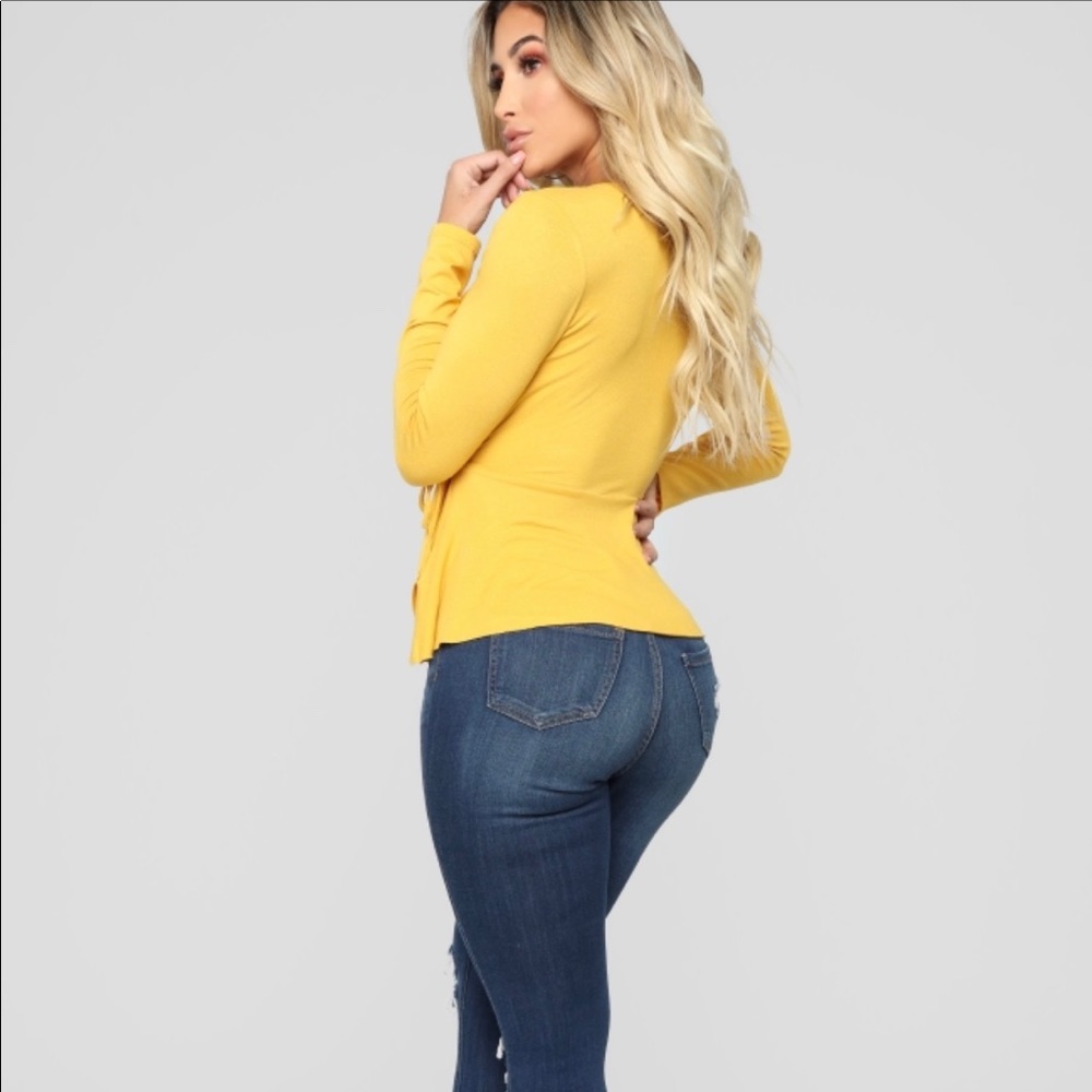 FASHION NOVA Classic Wrap Top